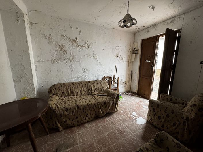 Image No.6-3 Bed Townhouse for sale