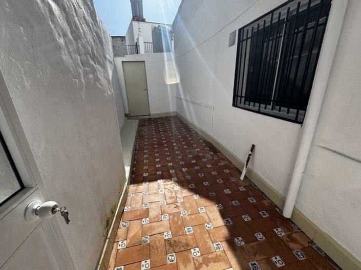 Image No.16-3 Bed Townhouse for sale