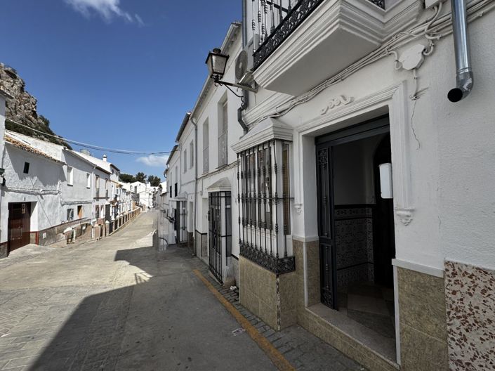Image No.7-3 Bed Property for sale