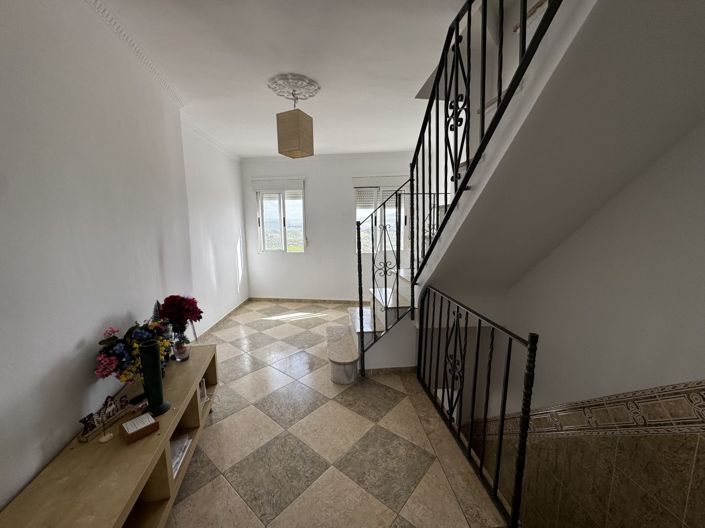 Image No.9-3 Bed Property for sale