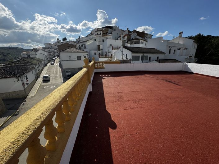 Image No.20-5 Bed Townhouse for sale