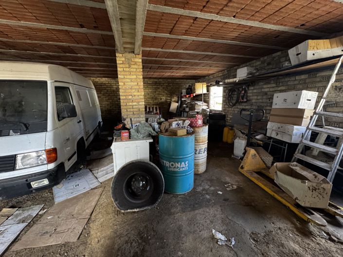 Image No.30-5 Bed Townhouse for sale