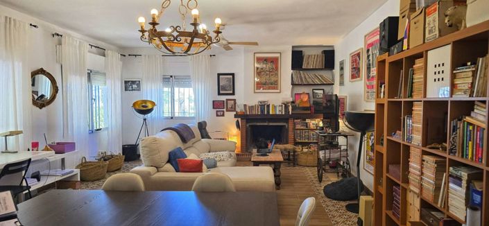 Image No.4-3 Bed Property for sale