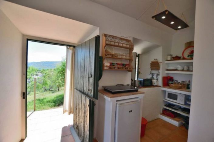 Image No.19-6 Bed Townhouse for sale