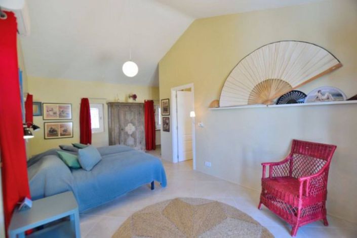 Image No.33-6 Bed Townhouse for sale