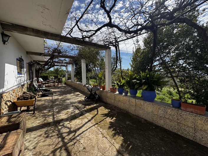 Image No.32-6 Bed Property for sale