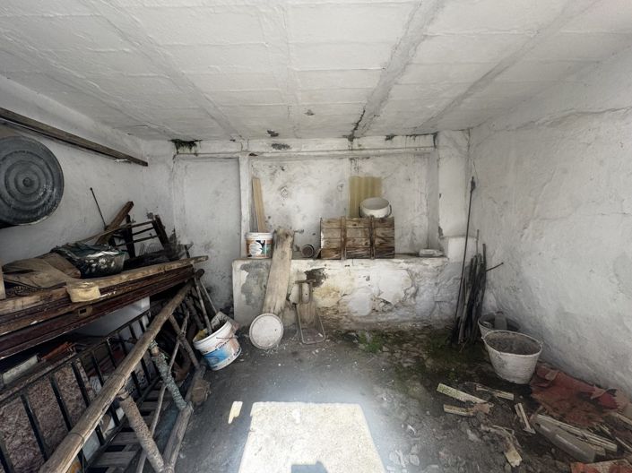 Image No.22-4 Bed Townhouse for sale