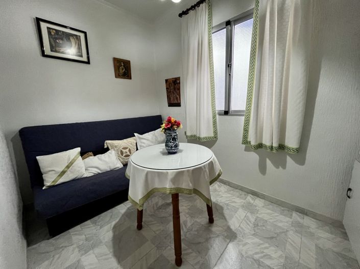 Image No.10-3 Bed Property for sale