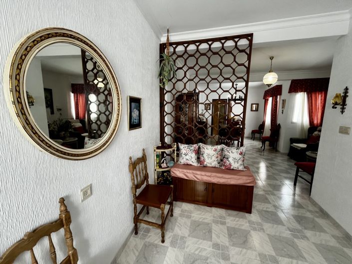 Image No.25-3 Bed Property for sale