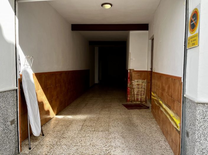 Image No.32-3 Bed Property for sale