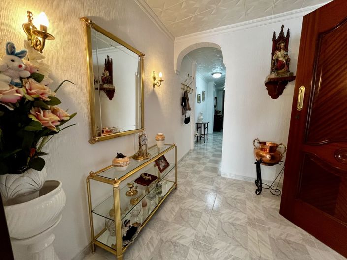 Image No.4-3 Bed Property for sale