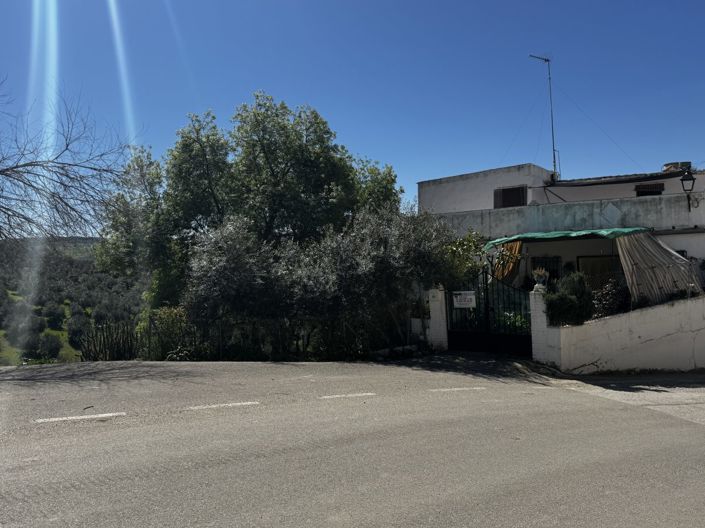 Image No.2-Maison de ville de 3 chambres à vendre à Torre-Alháquime