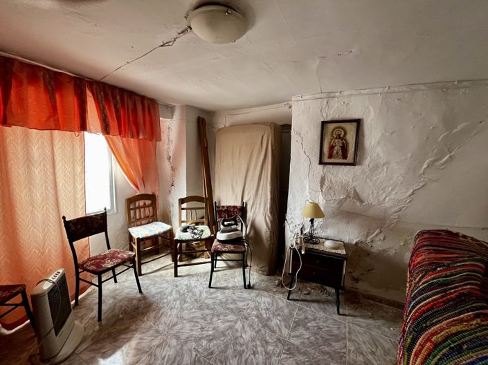 Image No.4-2 Bed Townhouse for sale