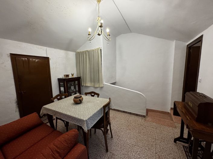 Image No.22-4 Bed Townhouse for sale