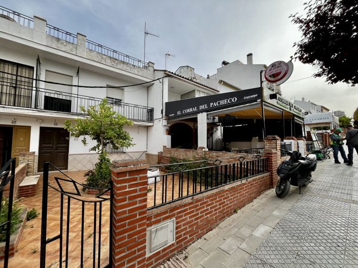 Image No.2-Maison de ville de 3 chambres à vendre à Olvera