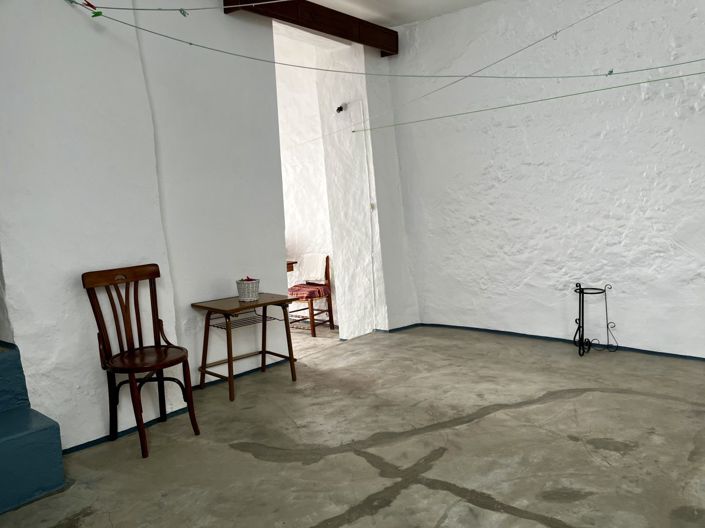 Image No.25-4 Bed Property for sale
