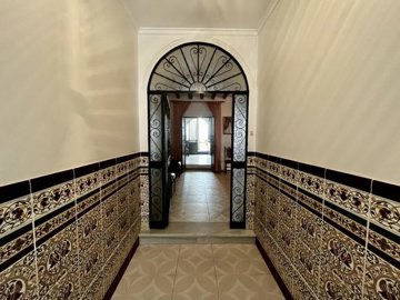 1 - Pruna, Townhouse