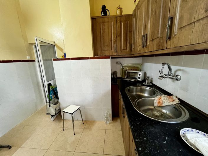 Image No.20-4 Bed Townhouse for sale