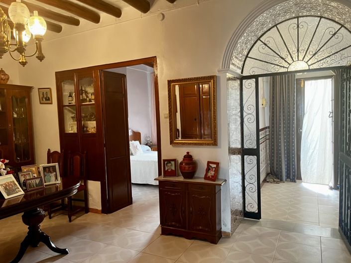 Image No.5-4 Bed Townhouse for sale