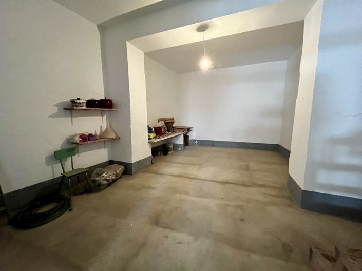 Image No.31-4 Bed Townhouse for sale