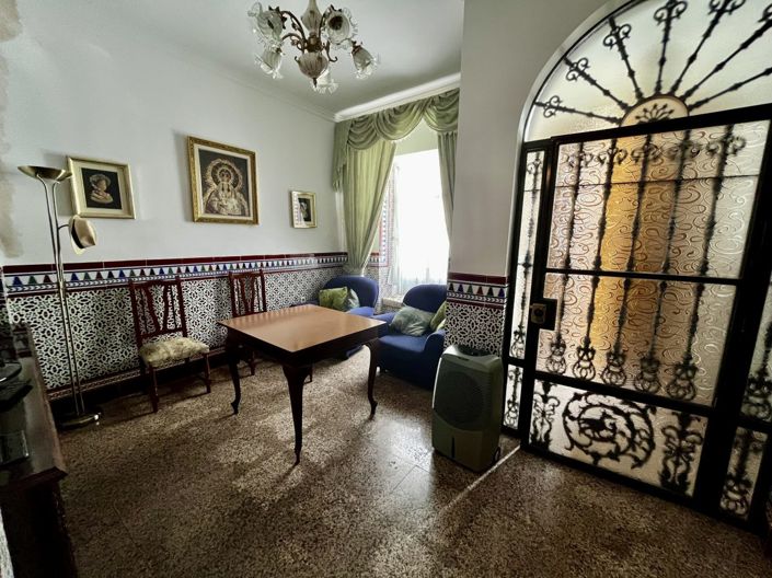 Image No.37-4 Bed Townhouse for sale