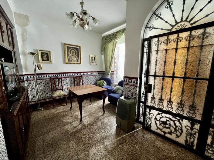 Image No.36-4 Bed Townhouse for sale