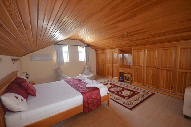 Image No.21-3 Bed Duplex for sale