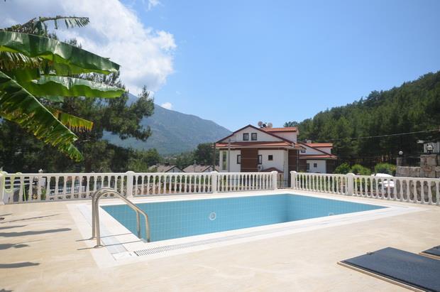 Image No.2-6 Bed Villa / Detached for sale