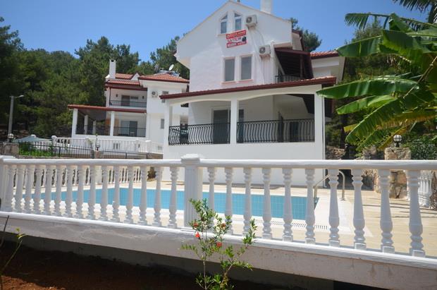 Image No.28-6 Bed Villa / Detached for sale