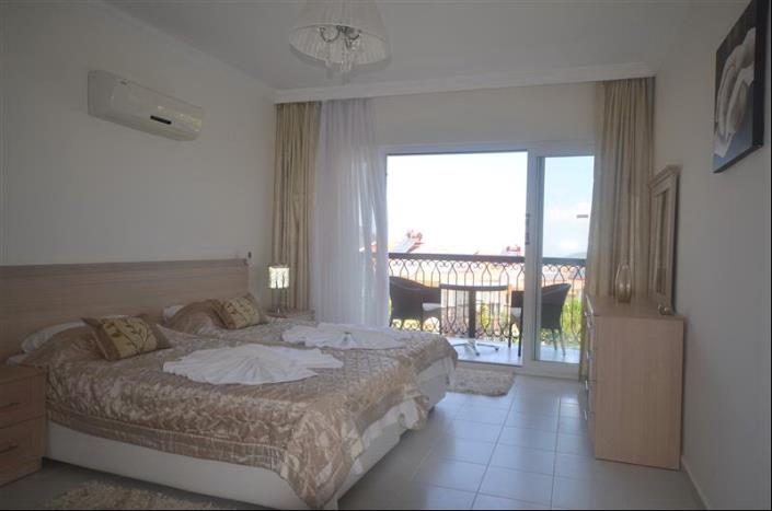 Image No.15-3 Bed Villa / Detached for sale