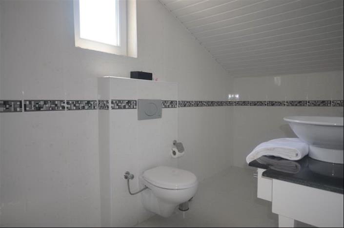 Image No.28-3 Bed Villa / Detached for sale