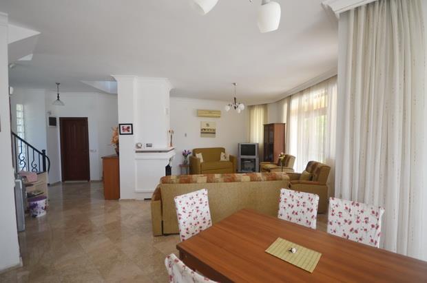 Image No.15-4 Bed Villa / Detached for sale