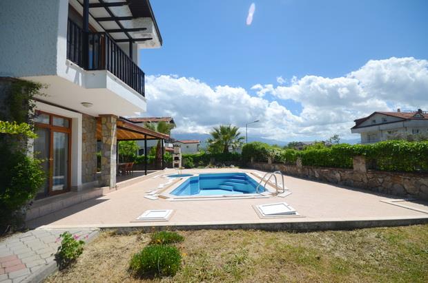 Image No.24-4 Bed Villa / Detached for sale