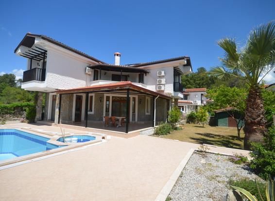 Image No.26-4 Bed Villa / Detached for sale