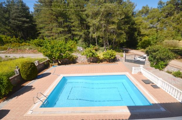 Image No.10-4 Bed Duplex for sale