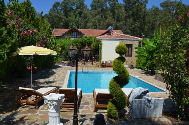 Image No.1-4 Bed House/Villa for sale