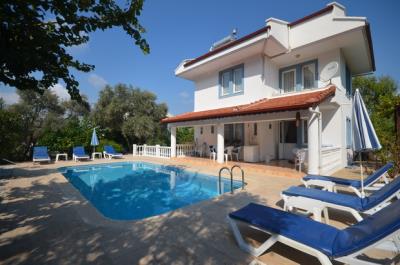 4 Bed Villa / Detached for sale