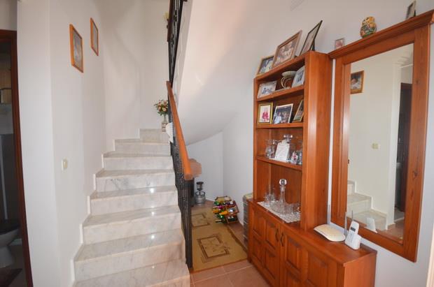 Image No.3-4 Bed Villa / Detached for sale