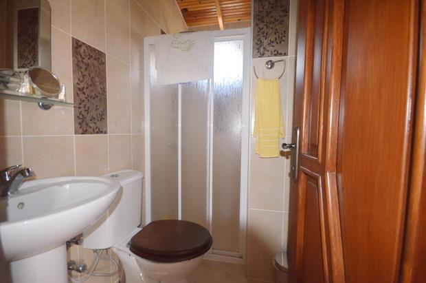 Image No.4-4 Bed Villa / Detached for sale