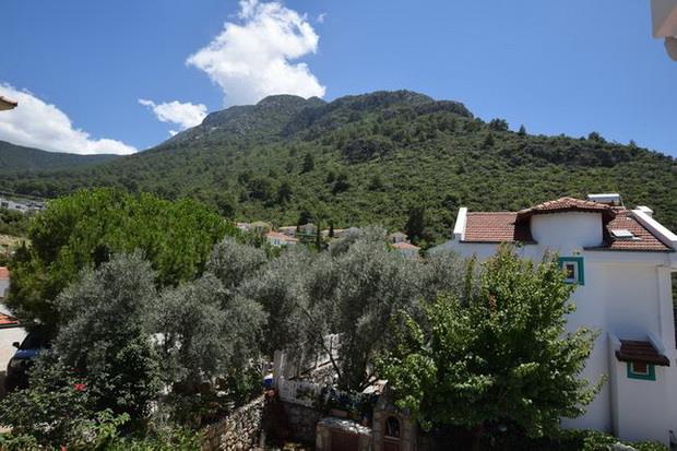 Image No.15-4 Bed Villa / Detached for sale