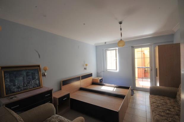 Image No.25-3 Bed Apartment for sale