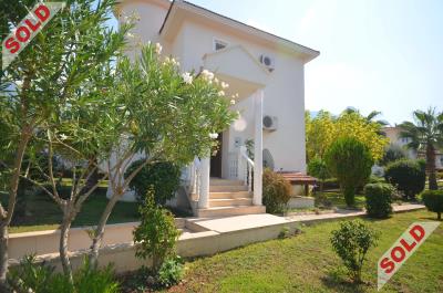 4 Bed House/Villa for sale