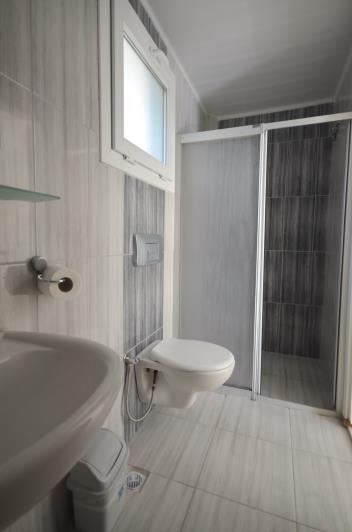 Image No.8-1 Bed Studio for sale