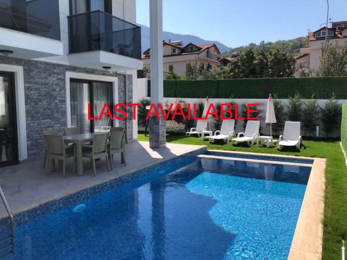 Image No.2-4 Bed House/Villa for sale