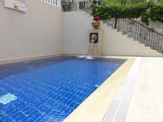 Image No.32-4 Bed Villa / Detached for sale