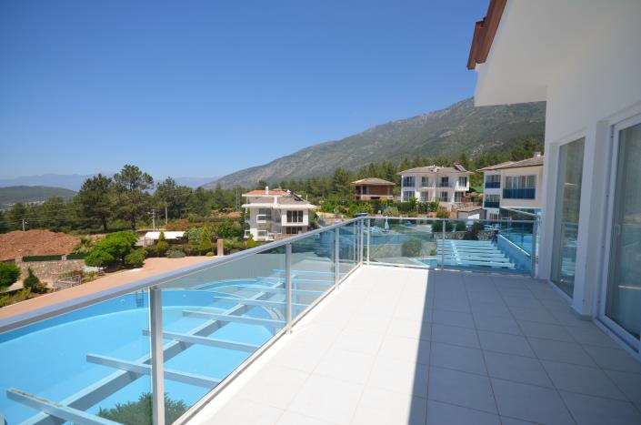 Image No.10-2 Bed Apartment for sale