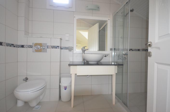 Image No.15-2 Bed Apartment for sale