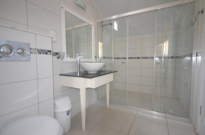 Image No.19-2 Bed Apartment for sale