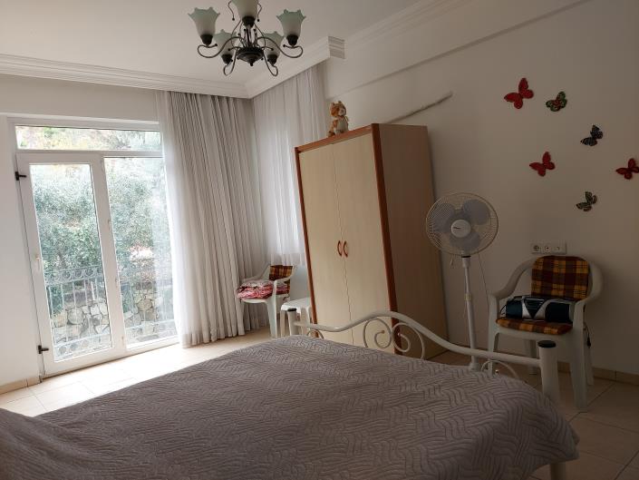 Image No.13-3 Bed Apartment for sale