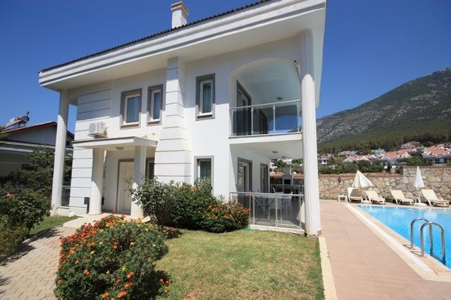 Image No.1-Villa / Détaché de 3 chambres à vendre à Ovacik